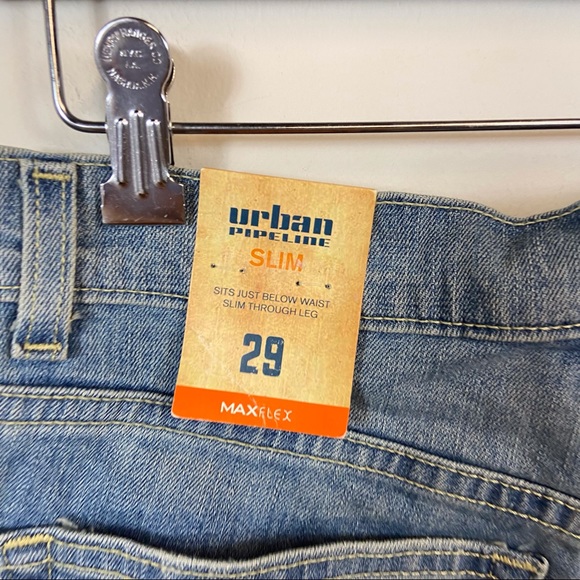 ❗️NWT urban pipeline slim Distressed shorts - Picture 9 of 9